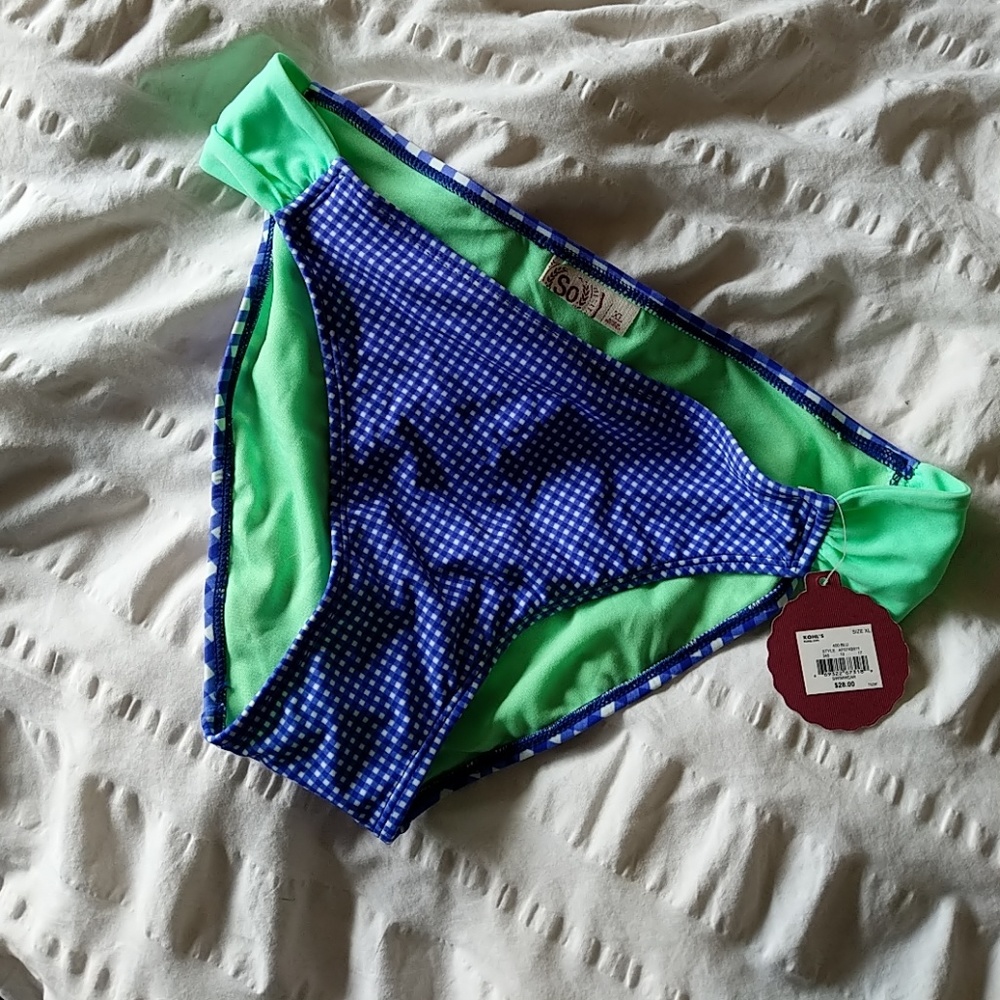 NWT swim bottoms, juniors XL